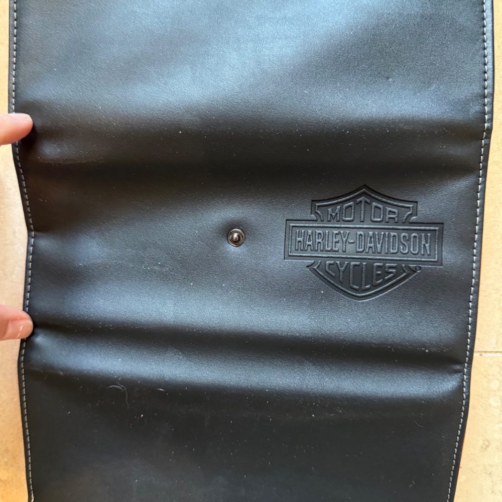 NWT Harley Davidson Black Zippered Oversized Trifold Wallet - Picture 6 of 8